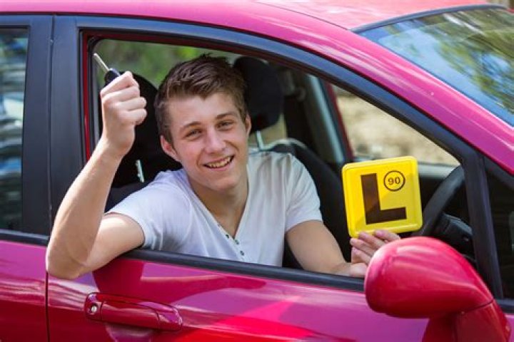 How To Handle A Learner Driver Caught Behind The Wheel?