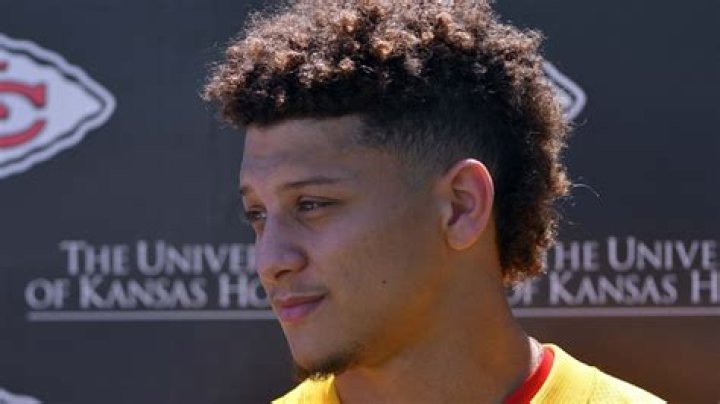 Patrick Mahomes Height: How Tall Is Patrick Mahomes?